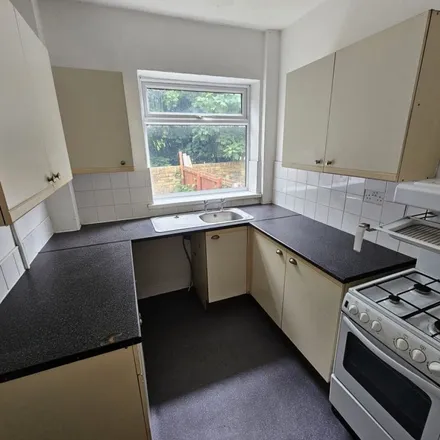Rent this 2 bed apartment on Pitt Street in Darfield, S73 8HP