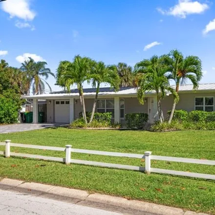 Image 3 - 350 Alabama Avenue, Merritt Island, FL 32953, USA - House for sale