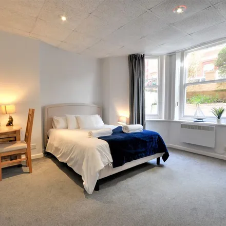 Image 1 - Durley Gardens, Bournemouth, BH2 5HS, United Kingdom - Apartment for rent
