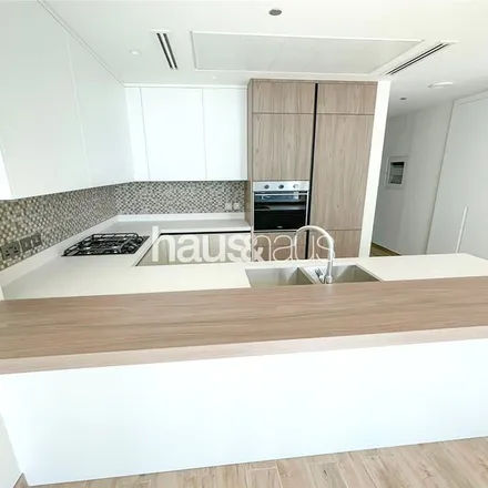 Rent this 1 bed apartment on Jumeirah Living Marina Gate in Al Shorta Street, Dubai Marina