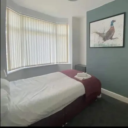 Rent this 4 bed apartment on Middlesbrough in TS1 4PG, United Kingdom