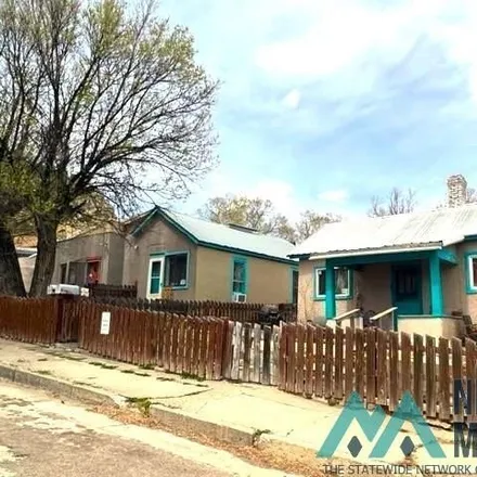 Buy this 5 bed house on 324 Park Avenue in Raton, NM 87740