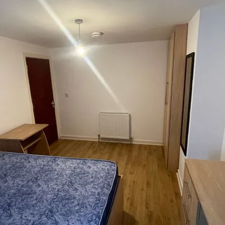 Image 5 - Clifton Avenue, Manchester, M14 6UD, United Kingdom - Apartment for rent
