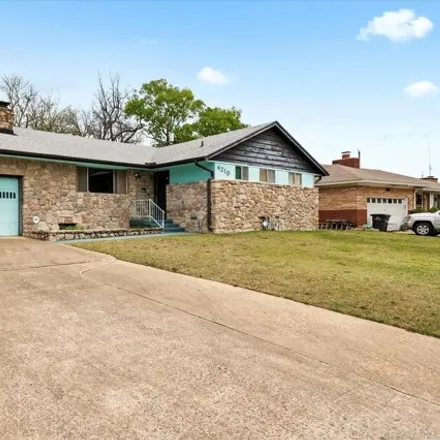 Buy this 3 bed house on 4218 Fleetwood Drive in Bartlesville, OK 74006