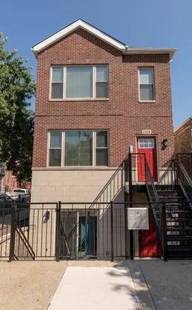 Rent this 3 bed condo on 2258 West Cullerton Street in Chicago, IL 60608