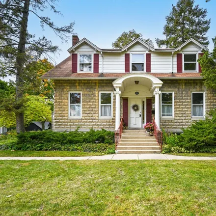 Buy this 4 bed house on 290 Forest Avenue in Glen Ellyn, IL 60137