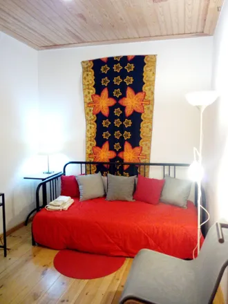 Rent this 3 bed room on Rua do Embaixador in 1300-217 Lisbon, Portugal