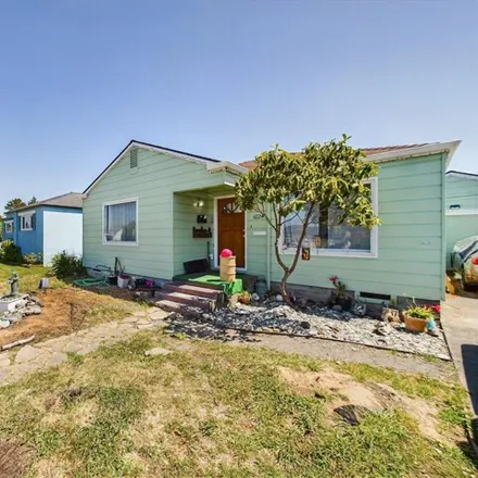 Buy this 2 bed house on 1024 14th St in Eureka, California