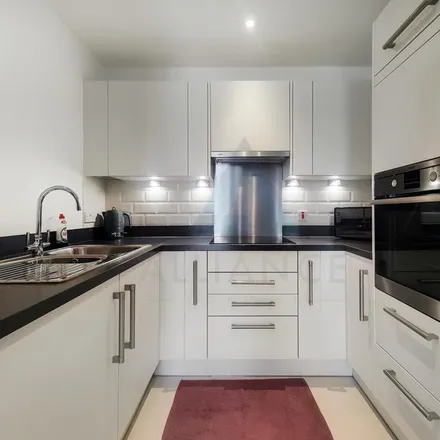 Image 5 - Bessemer Place, London, SE10 0ND, United Kingdom - Apartment for rent