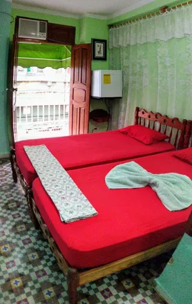 Rent this 2 bed house on Chinatown