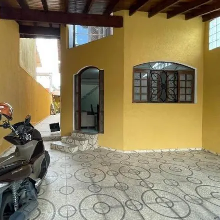 Buy this 3 bed house on Rua Guttermann in Brás Cubas, Mogi das Cruzes - SP