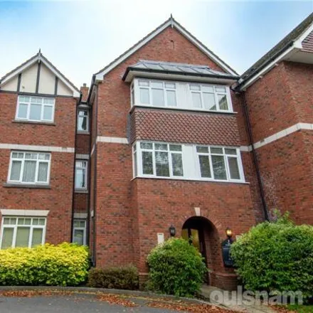 Rent this 3 bed room on 38 Wake Green Road in Wake Green, B13 9PE