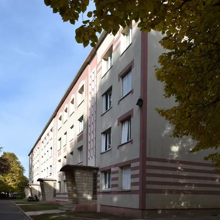 Rent this 3 bed apartment on 8 Square des Acacias in 93800 Épinay-sur-Seine, France