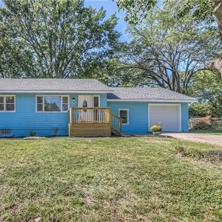 Image 1 - 7354 Montgall Avenue, Kansas City, MO 64132, USA - House for sale