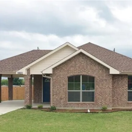 Rent this 3 bed house on 1513 Swallow Drive in Ennis, TX 75119