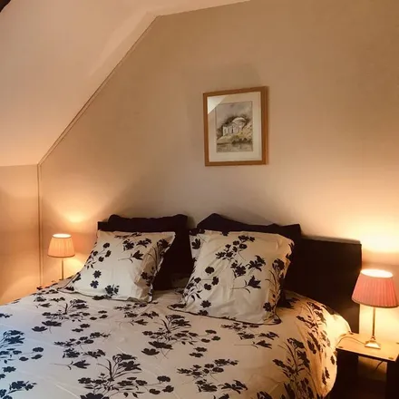 Rent this 3 bed townhouse on Jarzé Villages in Maine-et-Loire, France