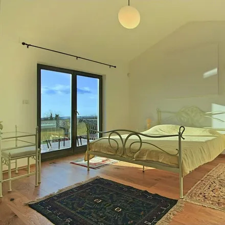 Rent this 3 bed house on Pinezići in 52444 Radetići, Croatia
