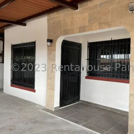 Buy this 3 bed house on unnamed road in Parque del Este, Juan Díaz