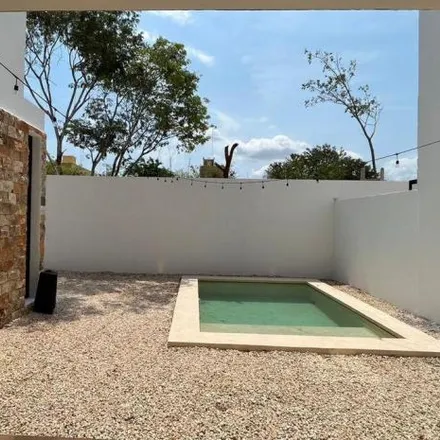 Buy this 3 bed house on unnamed road in Temozón Norte, 97310 Mérida