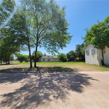 Image 3 - 499 Mitchell Street, Bryan, TX 77801, USA - Duplex for sale