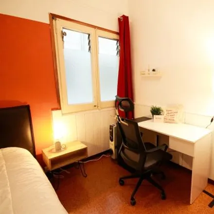 Image 1 - Carrer de Sicília, 212, 08013 Barcelona, Spain - Room for rent