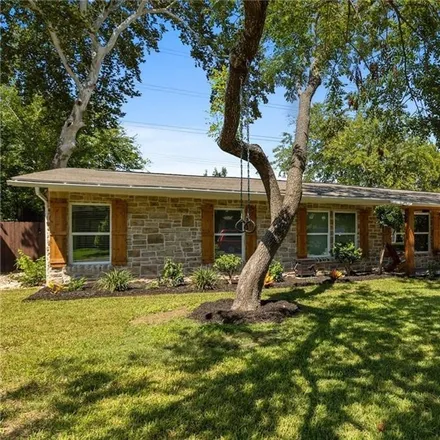 Image 2 - 5002 Westfield Drive, Austin, TX 78731, USA - House for sale