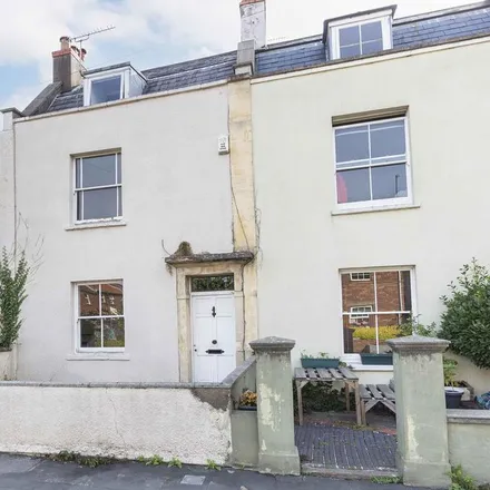 Rent this 3 bed house on 13 Avon Crescent in Bristol, BS1 6XJ