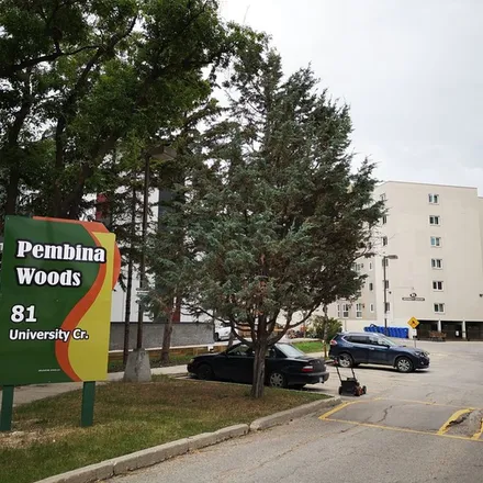 Rent this 3 bed apartment on Administration Building in James Avenue, Winnipeg
