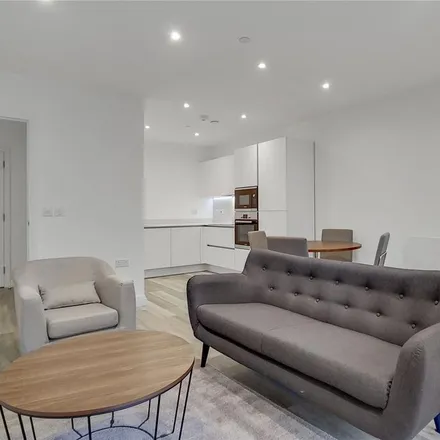 Rent this 1 bed apartment on Emperor Apartments in 3 Scena Way, London