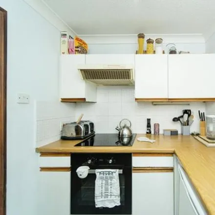 Image 3 - 60 Bonchurch Road, Brighton, BN2 3PH, United Kingdom - Apartment for sale