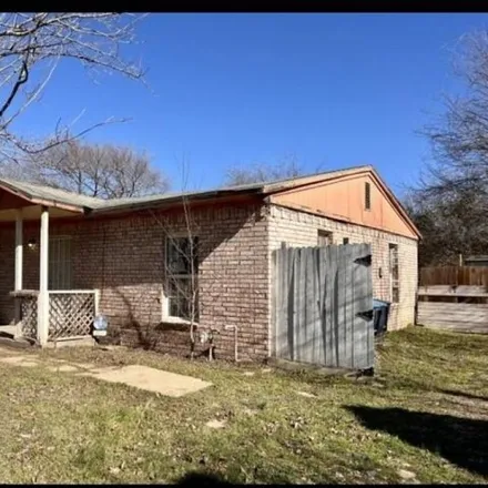 Buy this 3 bed house on 3701 Radford Road in Fort Worth, TX 76119