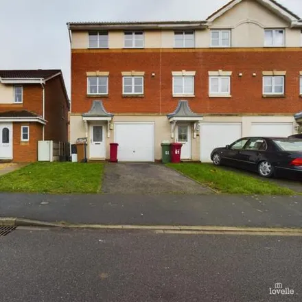 Buy this 3 bed townhouse on Swift Drive in Castlethorpe, DN20 9FL