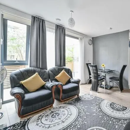 Image 1 - Bermuda Way, London, E1 3NL, United Kingdom - Apartment for sale