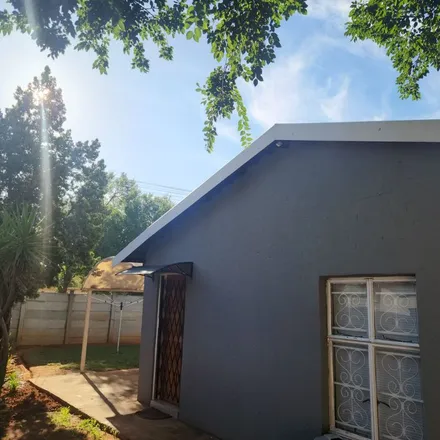 Image 7 - Lily Avenue, Adamayview, Klerksdorp, 2571, South Africa - Apartment for rent