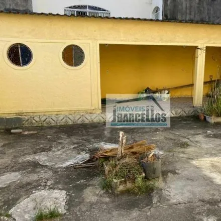 Buy this 3 bed house on Rua Ambrósio Barbosa da Silva in Campo Grande, Região Geográfica Intermediária do Rio de Janeiro - RJ