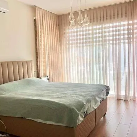 Rent this 2 bed apartment on Hilmi-Hatice Aksoy Ortaokulu in 2980. Sk. 19/1, 06810 Çankaya