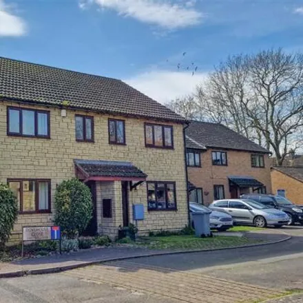 Buy this 3 bed duplex on Dovehouse Close in Eynsham, OX29 4EX