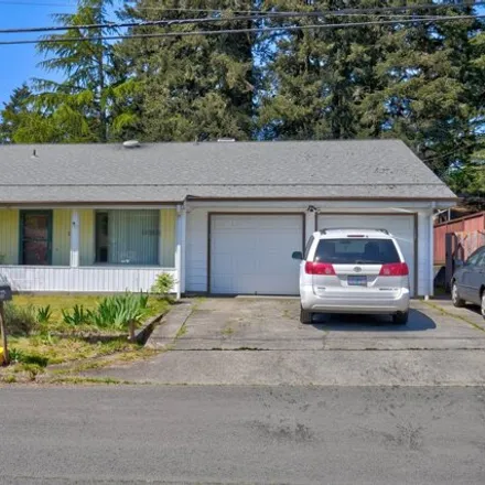 Buy this 4 bed house on 1703 Southeast 140th Avenue in Portland, OR 97233