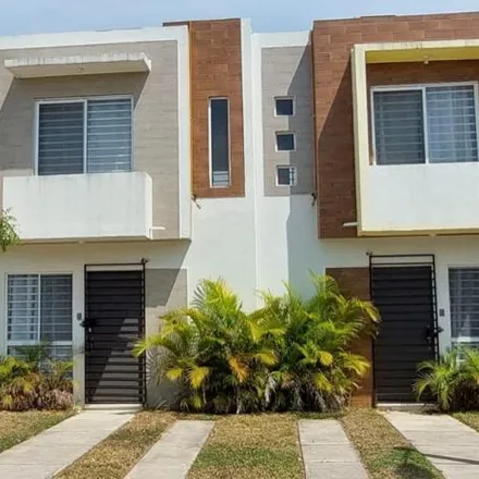 Rent this 2 bed house on CECYTEV in Los Lagos, 94274