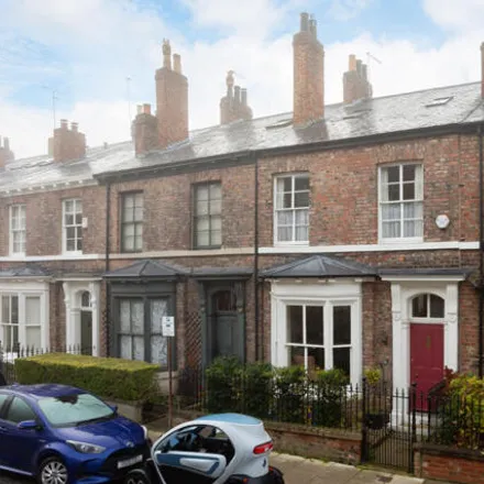 Buy this 3 bed townhouse on East Mount Road in York, YO24 1BD
