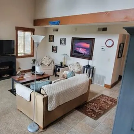 Image 7 - 17652 Pinnacle Ln Unit 17, Sunriver, Oregon, 97707 - Condo for sale