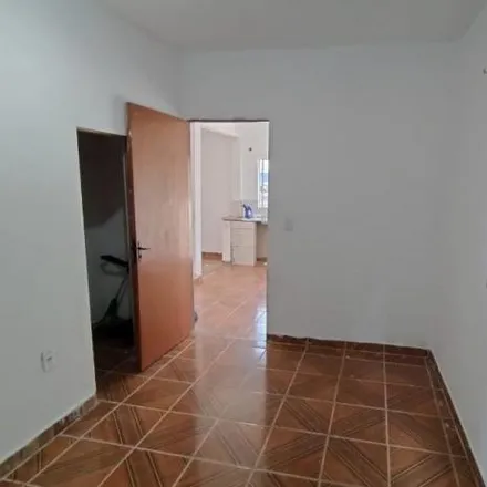 Rent this 2 bed house on Rua Independência in Centro, Embu-Guaçu - SP