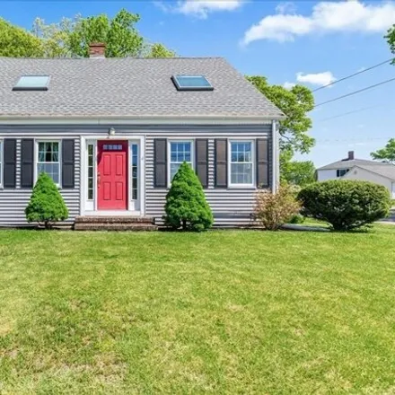 Buy this 3 bed house on 4 Maplewood Avenue in Holbrook, MA 02343