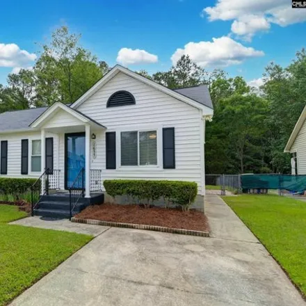 Buy this 2 bed house on 1655 Oak Street in Cayce, SC 29033