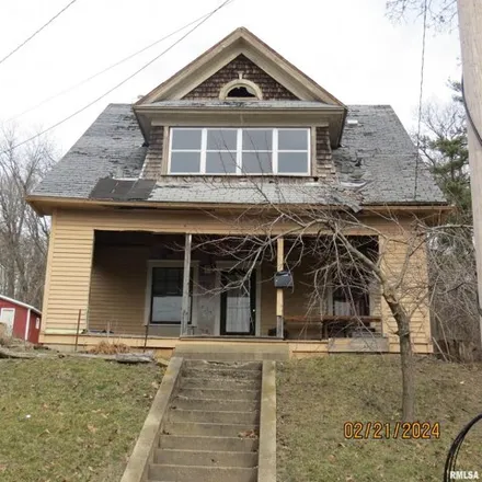 Buy this 4 bed house on 210 Milwaukee Street in Savanna, IL 61074