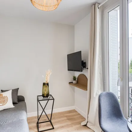 Rent this 1 bed apartment on 164 Rue Diderot in 94300 Vincennes, France