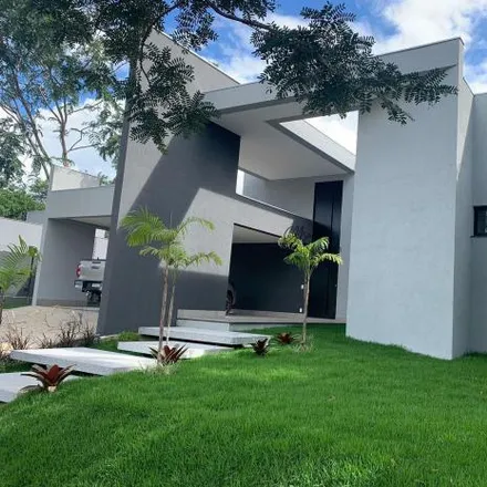 Buy this 4 bed house on Avenida Vereda dos Vinháticos in Lagoa Santa - MG, 33400-000