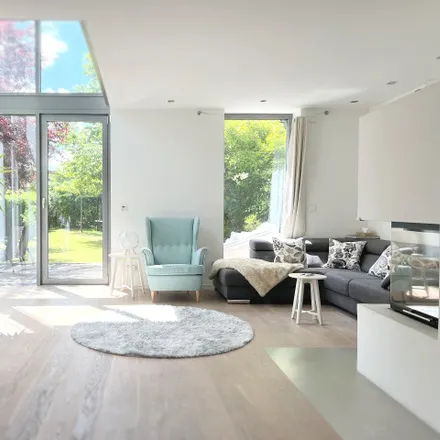 Rent this 3 bed apartment on Klessingweg 15 in 80997 Munich, Germany