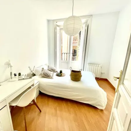 Rent this 5 bed room on Madrid in Dia & Go, Plaza Segovia Nueva