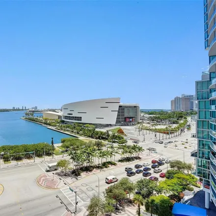 Rent this 3 bed condo on 900 Biscayne Bay in Northeast 9th Street, Miami